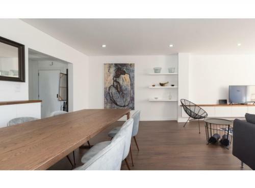 Apartamento Houze_lovely Flat With Swimming Pool!