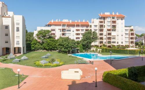 Apartamento Houze_lovely Flat With Swimming Pool!