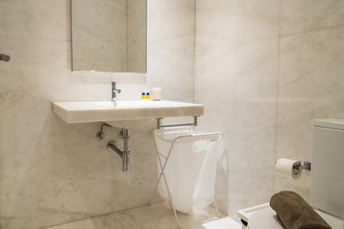 Charming And Central Apart - 350m From The Beach