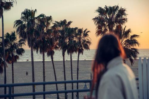Hotel Stay Open Venice Beach