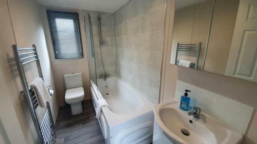 Buttermere Lodge With Hot Tub