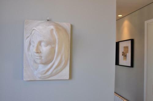 Hostal Confluentia - Believe It Or Not Apartments