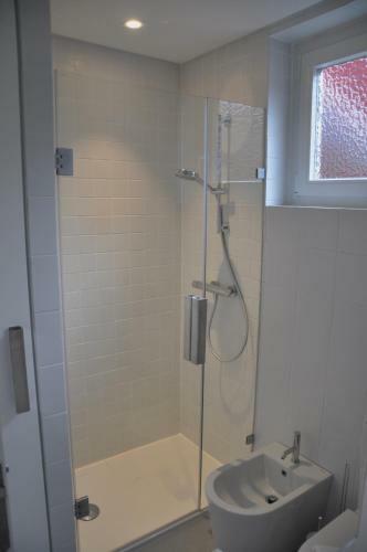 Hostal Confluentia - Believe It Or Not Apartments