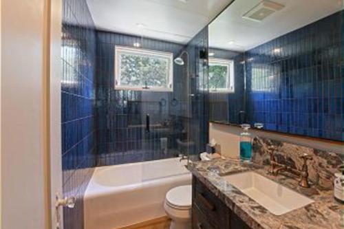 Hollywood Hills Escape