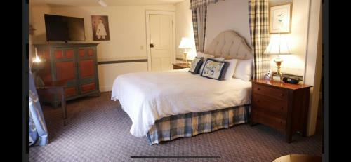 Lodge Highlands Inn