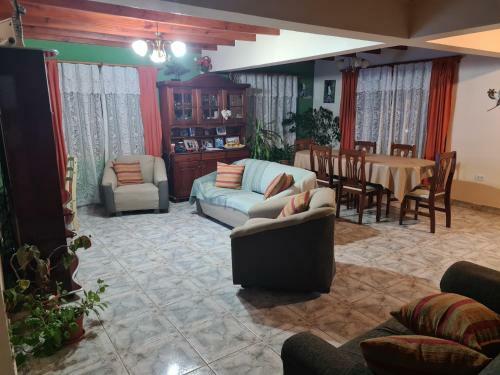 Casa de Familia