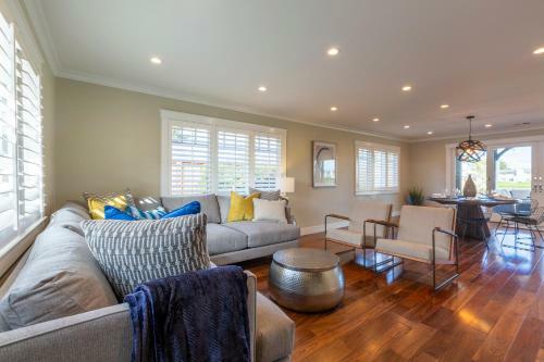 Villa @ Marbella Lane Executive Waterfront Property