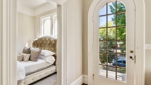 Historic Downtown Sacramento Victorian