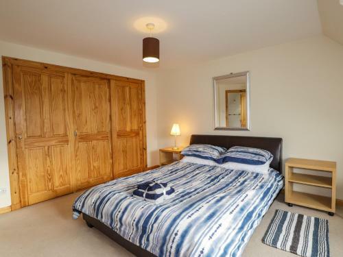 2 Braeview