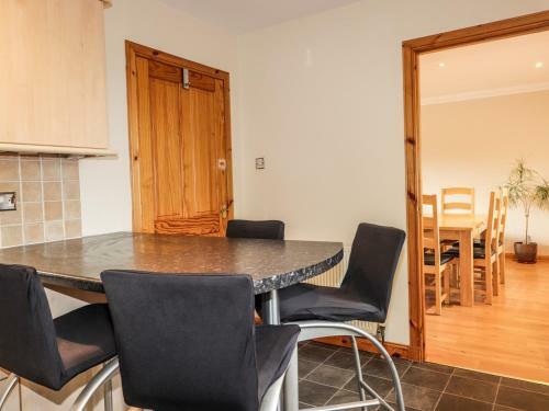 2 Braeview