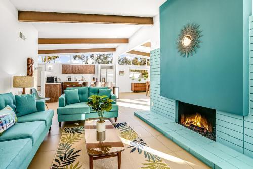 A Midcentury Night's Dream