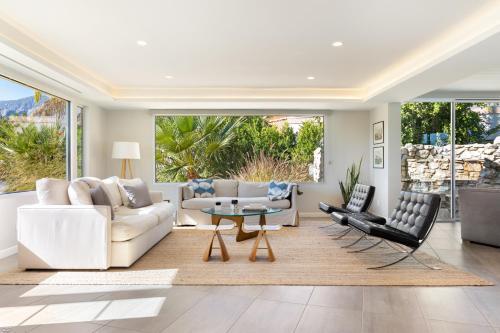 Modern Palms