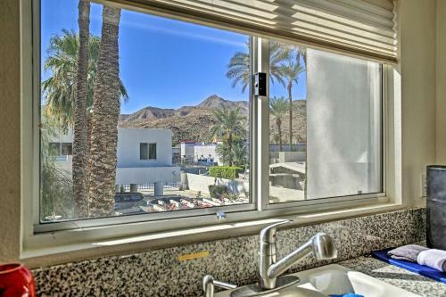 Apartamento Bright Abode With Balcony 5 Mi To Palm Springs!