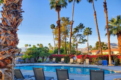 The Retro Retreat