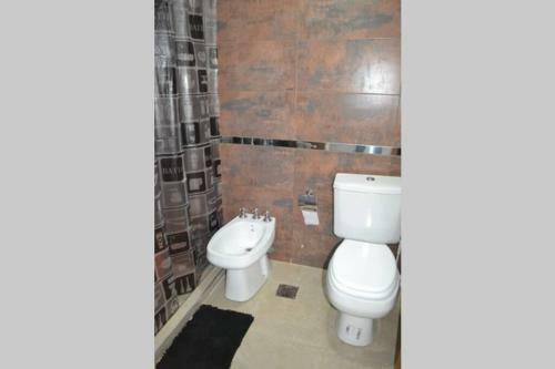 Apartamento Amplio Dto Nuevo Con Pileta.