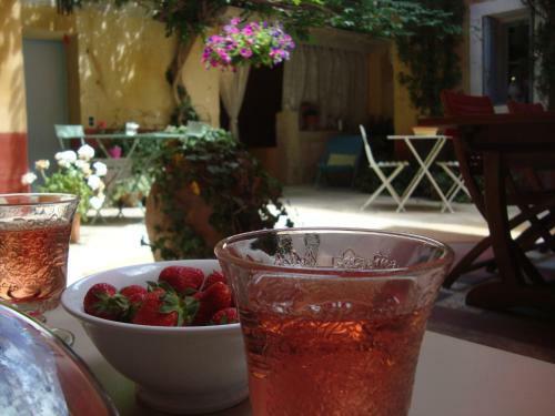 Hostal Bed And Breakfast Au Soleil