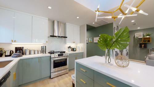 @ Marbella Lane - Sj Designer Home 3br Ldry+p