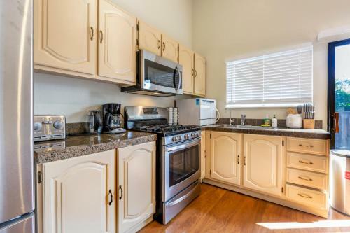 @ Marbella Lane 3br House In Downtown San Jose