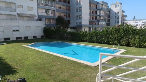 Apartamento Com Piscina Perto Da Praia