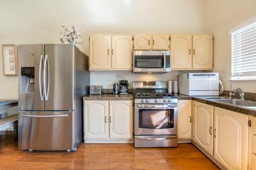 @ Marbella Lane 6br Duplex In Downtown San Jose