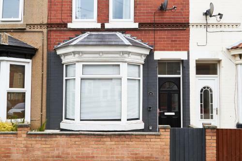 Stunning Doncaster House - Sleeps 8 W/parking