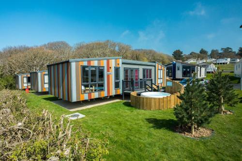 Whitecliff Bay Holiday Park