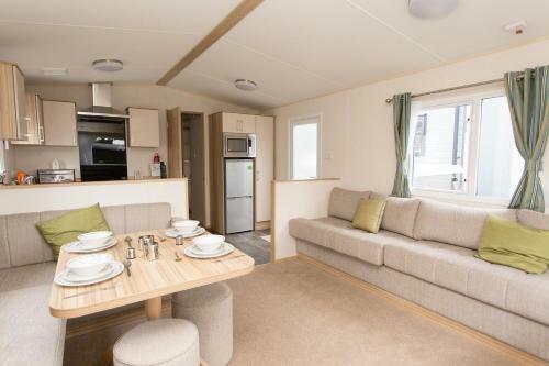 Whitecliff Bay Holiday Park