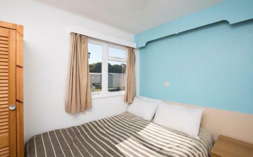 Whitecliff Bay Holiday Park