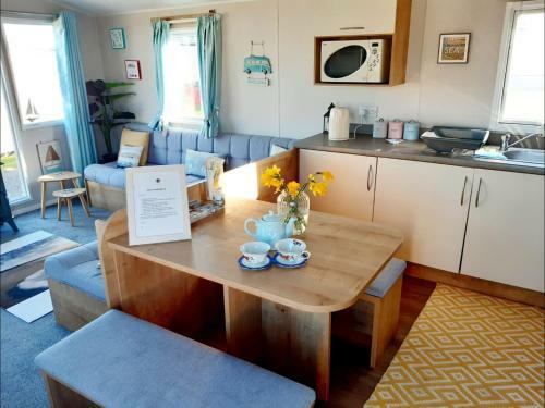 Bliss Beach Hut Breathtaking Views-brand New