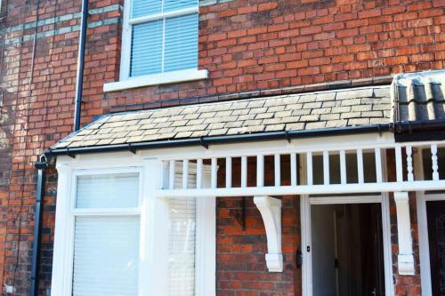 No.7 Town House - Private Parking Town Ctr Wifi