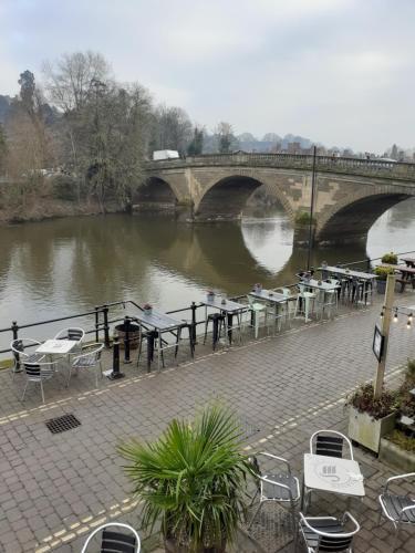 Riverside 2 Bed Apartment Bewdley Worcestershire