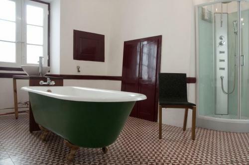 Apartamento Casa Do Sert�rio - Casa Inteira