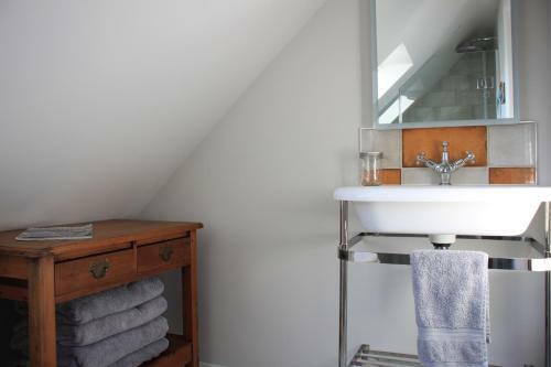 Charming And Luxury Retreats On Our Farm