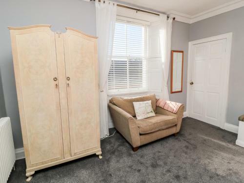 7 Scotts Place