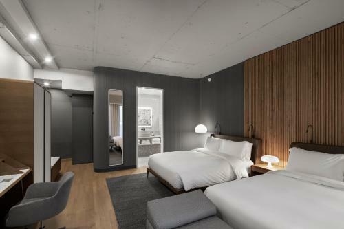 Hotel Le Germain Montreal - Superior Queen Cb