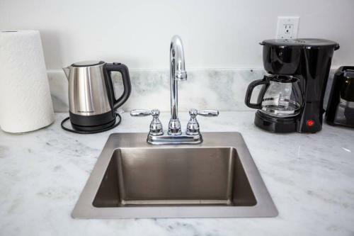 Posada One Bedroom Apartment With Sd Downtown View