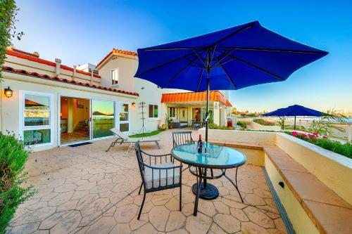 Sandy Pointe Beach Club