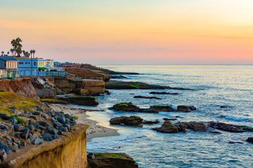 Sunset Cliffs Escape #3