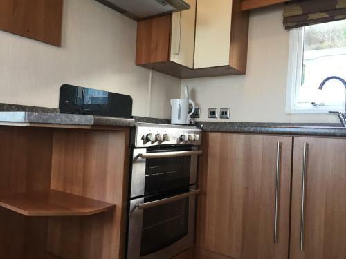 'hartland Caravan' With Sea Views