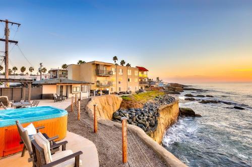 Sunset Cliffs Escape #1