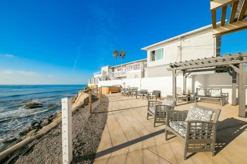 Sunset Cliffs Escape #2