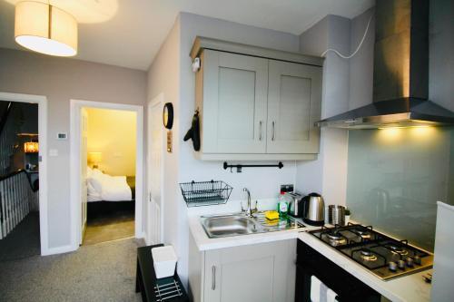 Modern 1 Bedroom Belfast Apartment A