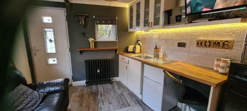 Belfast Cosy Cabin