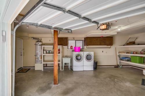 Rockaway Manor