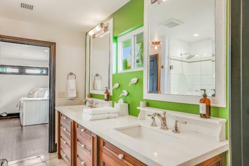 Crown Point Villa