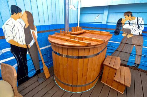 Rose Titanic Belfast Romantic World