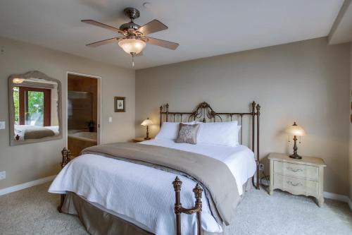 Bay Villa #3904