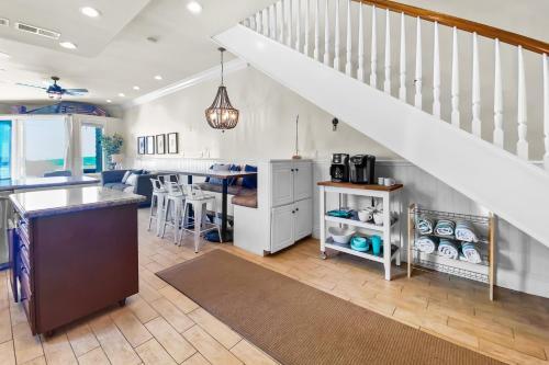 Santa Barbara Unit #3