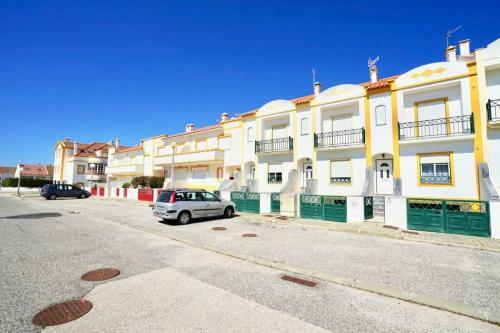 Villa Baleal Happiness Surf House