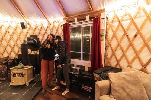 Santa Paula Yurt - Glamping At It's Best